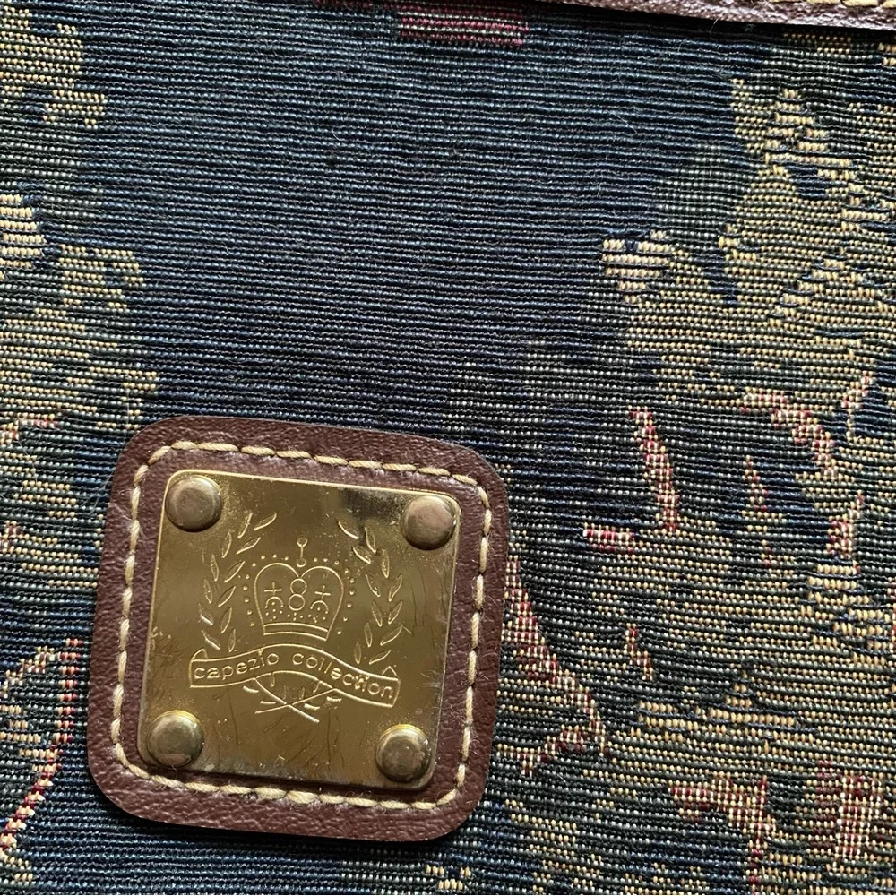 Vintage Capezio Collection Fox Hunting Royal British Scene Dance Duffle Bag - Picture 7 of 16
